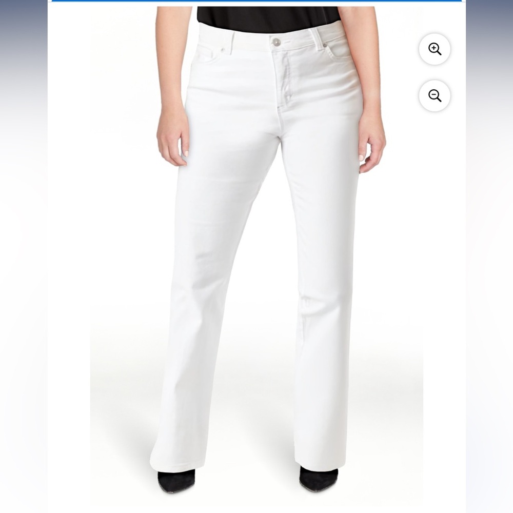 Gloria Vanderbilt White Boot Cut Jeans